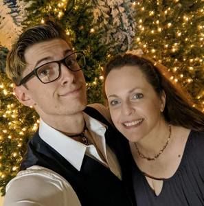 Meet your Posher, Sharon